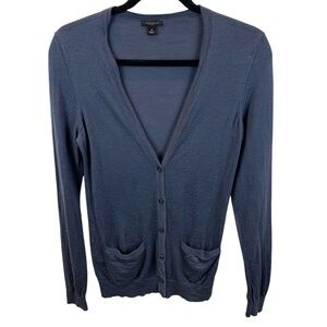 Ann Taylor sz M Blue Grey Extrafine Merino Wool Lightweight V-Neck Cardigan